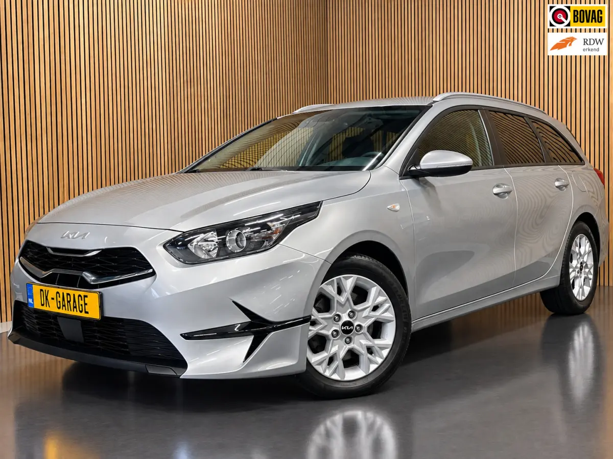 1.0 T-GDi DynamicLine|APPLE CARPLAY, ANDROID AUTO|STOEL-,STUURVERW|CAMERA|CRUISE,CLIMATE|1E EIG.|INCL.BTW|