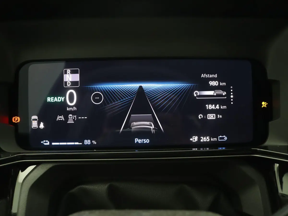 ADVANCE - Launch Edition 52 kWh | Cruise Control Adaptief | Keyless Entry | Achteruitrijcamera |