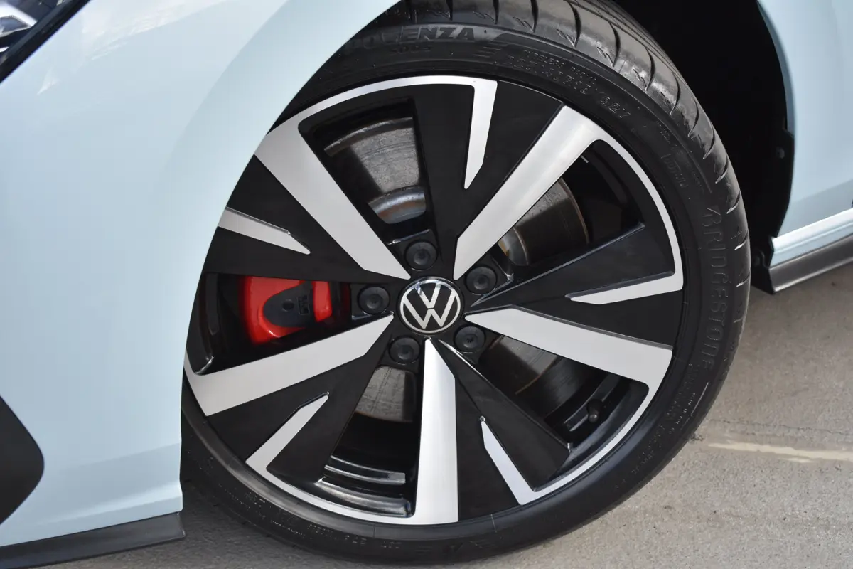 1.5 TSI 272PK eHybrid GTE SOH 100% | VERLENGDE GARANTIE | PANORAMA DAK | TREKHAAK | HEAD-UP | STOELVERW. | CAMERA | NAVIGATIE | HEAD-UP DISPLAY