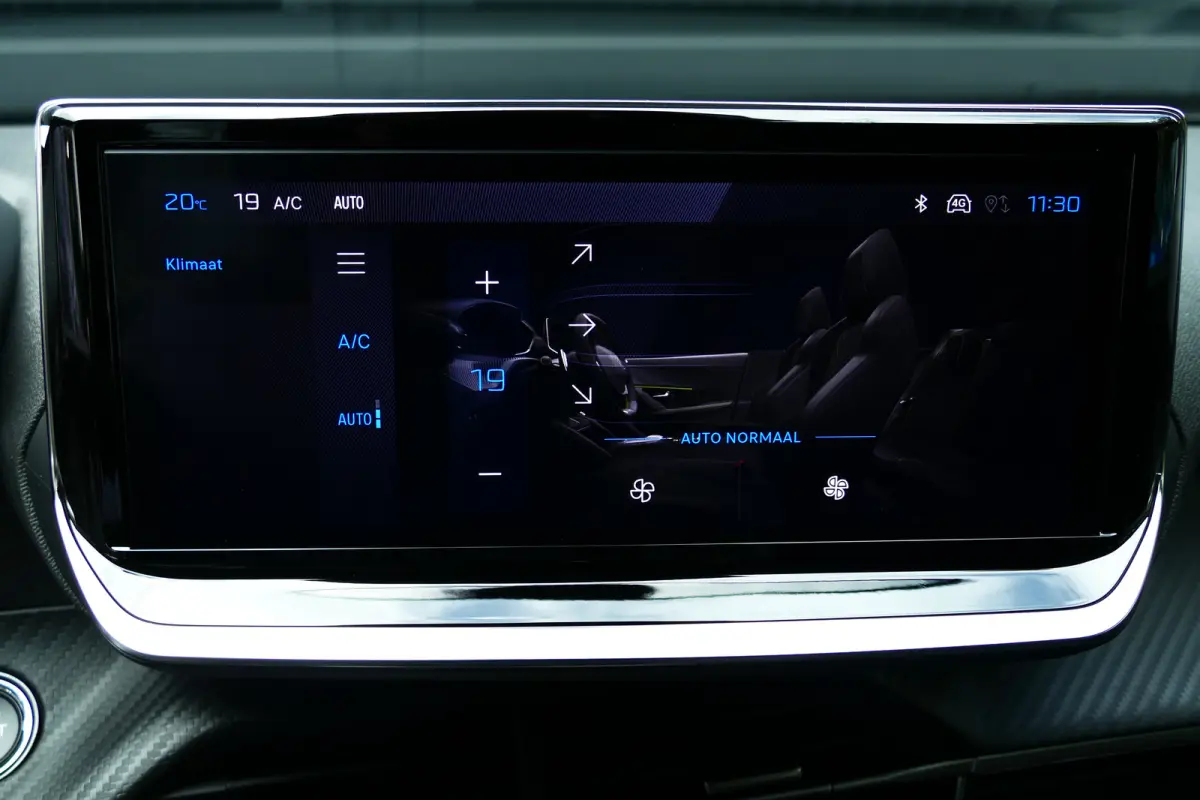 Allure / CAMERA V+A / KEYLESS/ FULL-LED / APPLE- ANDROID CARPLAY /17"LMV / DEAL / NAVI / CLIMA / PDC / BLUETOOTH / ADAPT. CRUISECONTROL / DIRECT LEVERBAAR / VOORRAAD !!