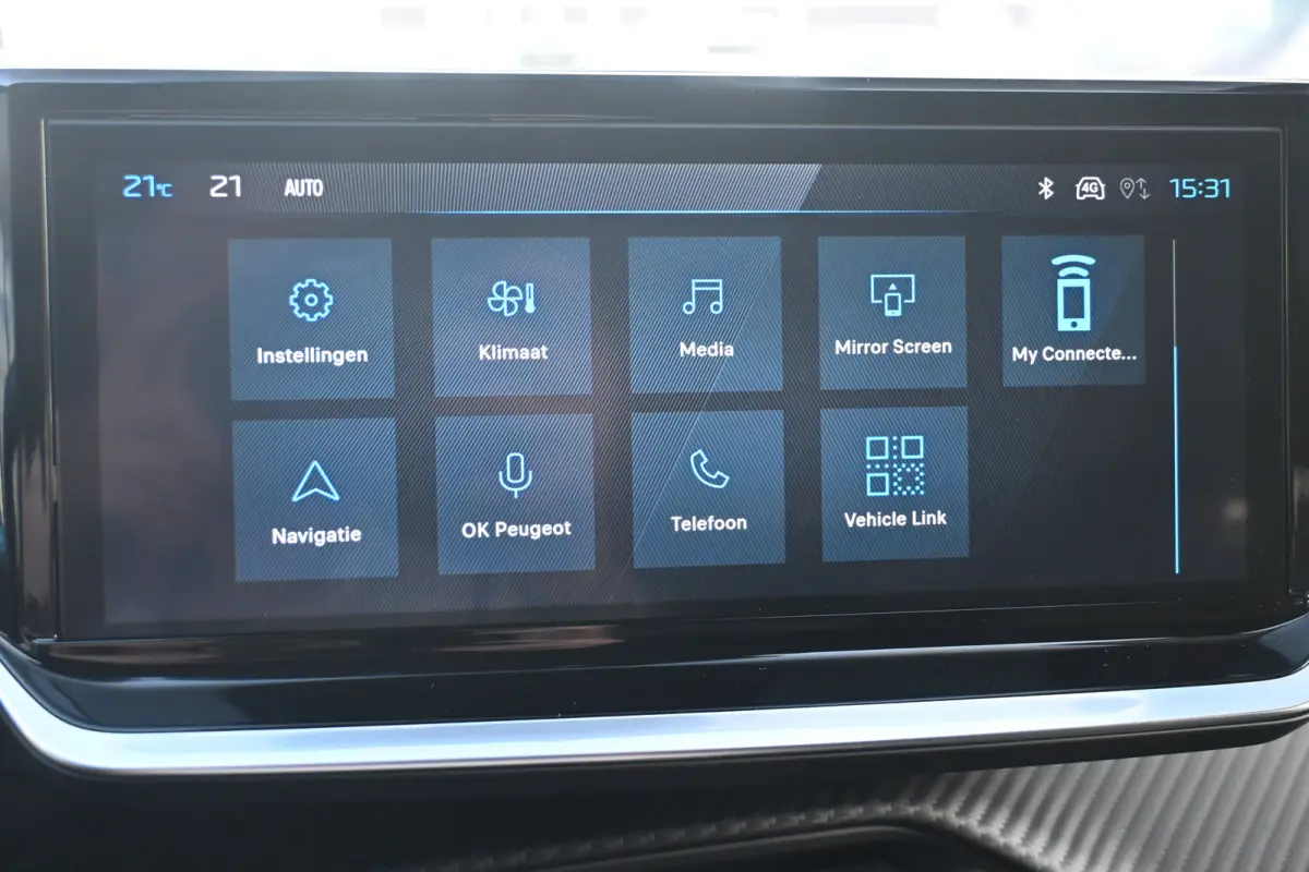 GT | Active Safety Brake met camera en radar (automatisch noodremsysteem) met Distance Alert (waarschuwing dreigende aanrijding) | Advanced Active Safety Brake met camera en radar | Climate 