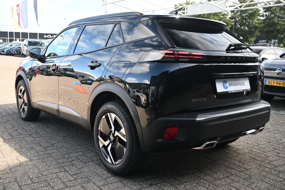 GT | Active Safety Brake met camera en radar (automatisch noodremsysteem) met Distance Alert (waarschuwing dreigende aanrijding) | Advanced Active Safety Brake met camera en radar | Climate 