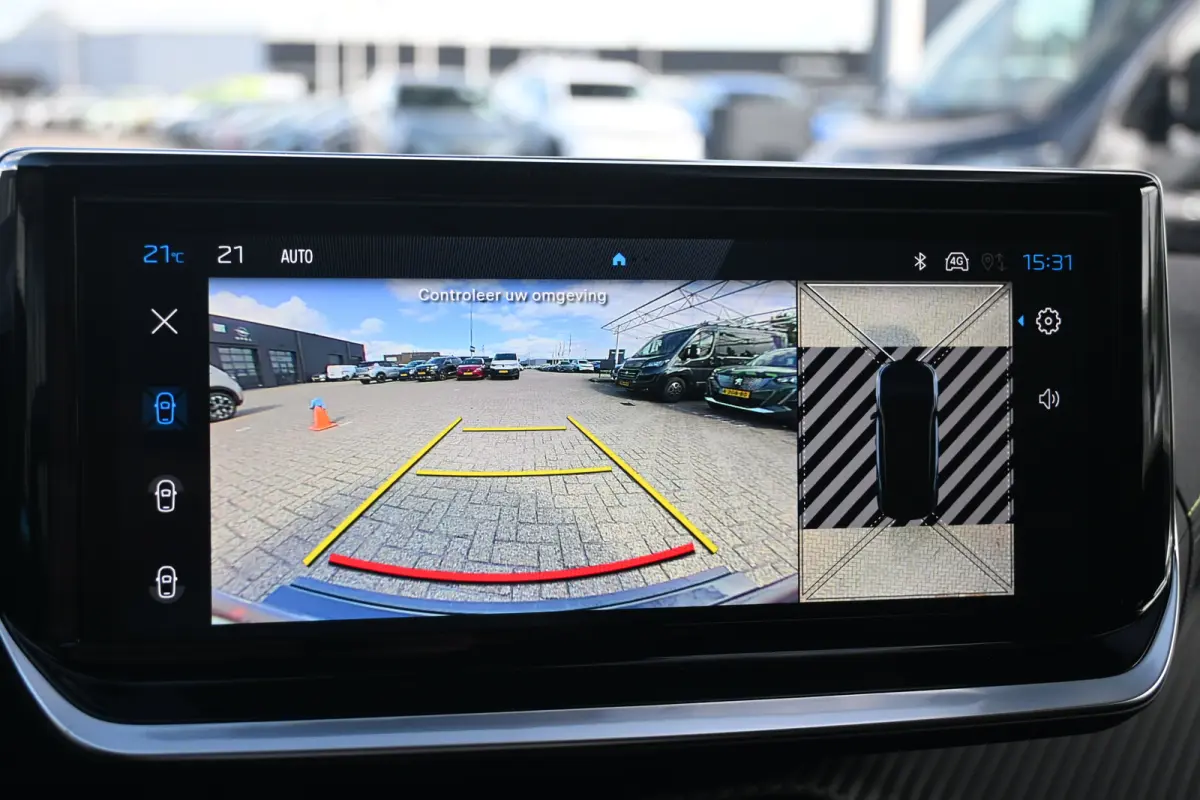 GT | Active Safety Brake met camera en radar (automatisch noodremsysteem) met Distance Alert (waarschuwing dreigende aanrijding) | Advanced Active Safety Brake met camera en radar | Climate 