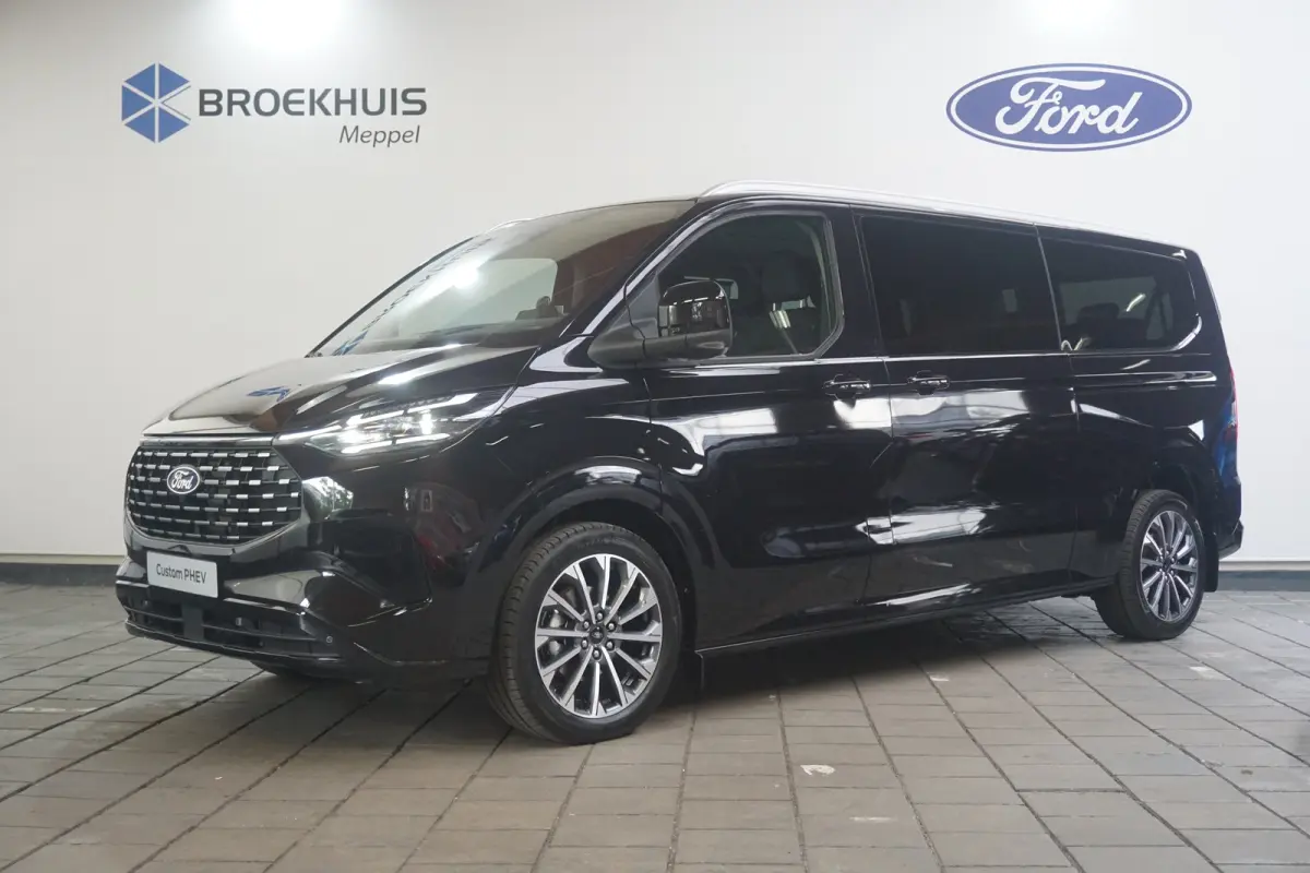 Tourneo 340 2.5 PHEV L2H1 Titanium X | AGR-Stoel | Luxury Pack | Adaptive LED | Trekhaak Wegklapbaar | B&O | 360 Camera | Verwarmd Stuurwiel |