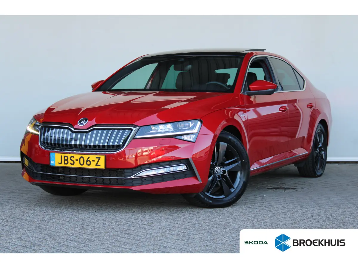 1.4 TSI iV Laurin & Klement | SOH 97%| Schuif-kanteldak | LED Matrix | Lederen bekleding | Memory seats |