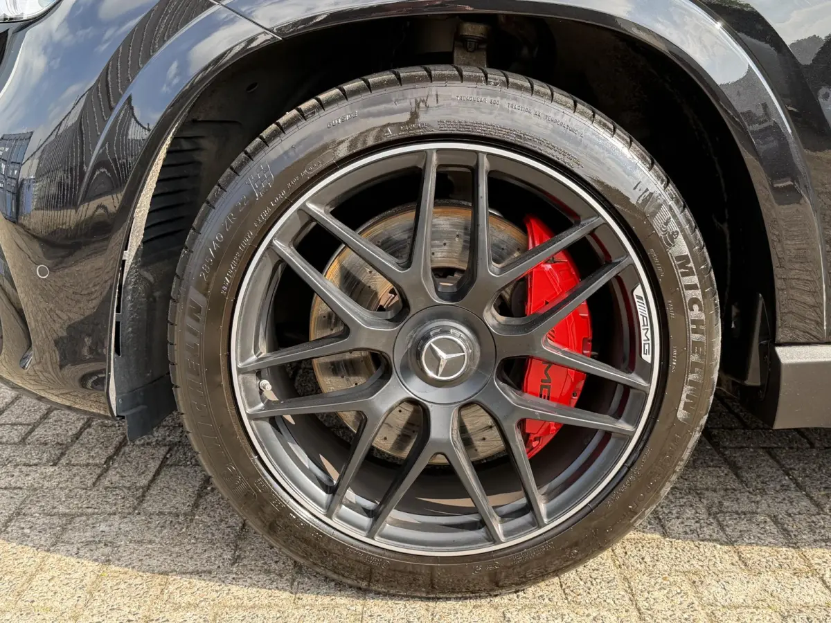 AMG 63 S 4MATIC+ Premium Plus 22''/Panoramadak/Burmester 3D/Leder + memory/Stoelmassage/Stoelkoeling/Head-up/Keyless/360 camera