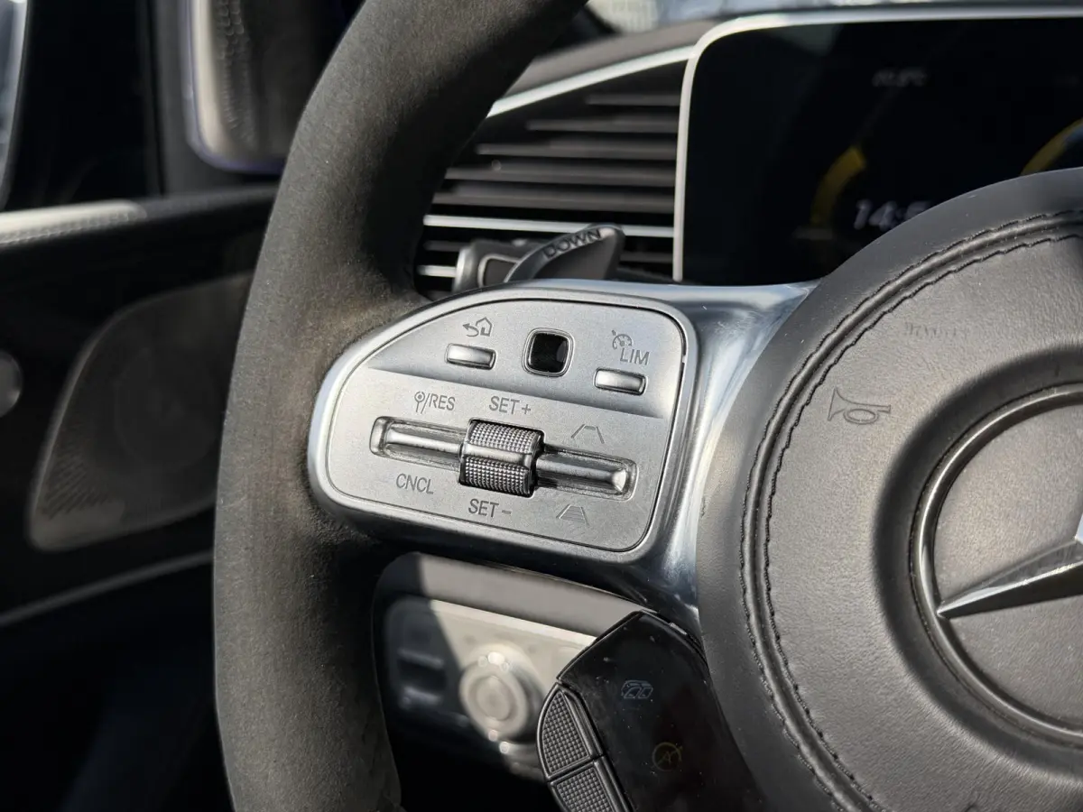 AMG 63 S 4MATIC+ Premium Plus 22''/Panoramadak/Burmester 3D/Leder + memory/Stoelmassage/Stoelkoeling/Head-up/Keyless/360 camera