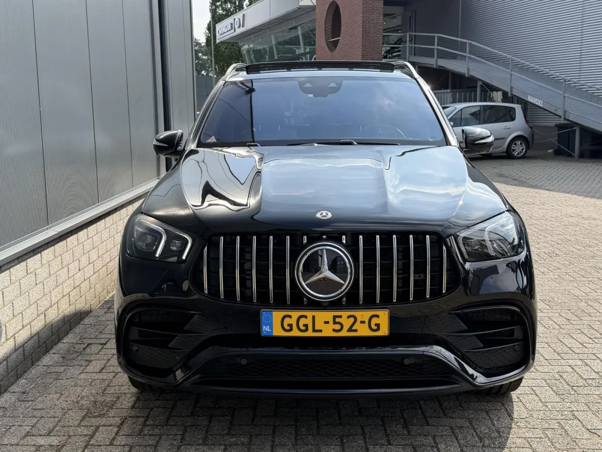 AMG 63 S 4MATIC+ Premium Plus 22''/Panoramadak/Burmester 3D/Leder + memory/Stoelmassage/Stoelkoeling/Head-up/Keyless/360 camera