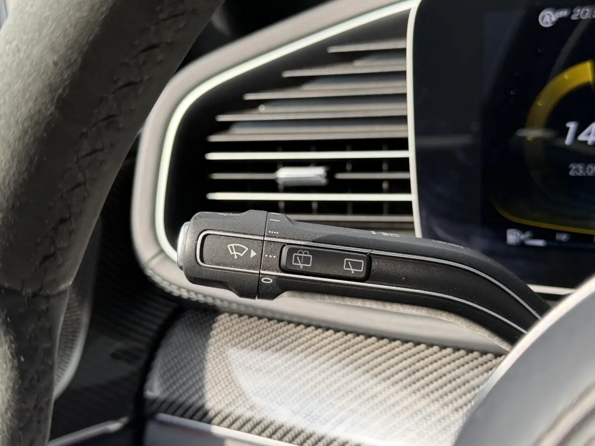 AMG 63 S 4MATIC+ Premium Plus 22''/Panoramadak/Burmester 3D/Leder + memory/Stoelmassage/Stoelkoeling/Head-up/Keyless/360 camera