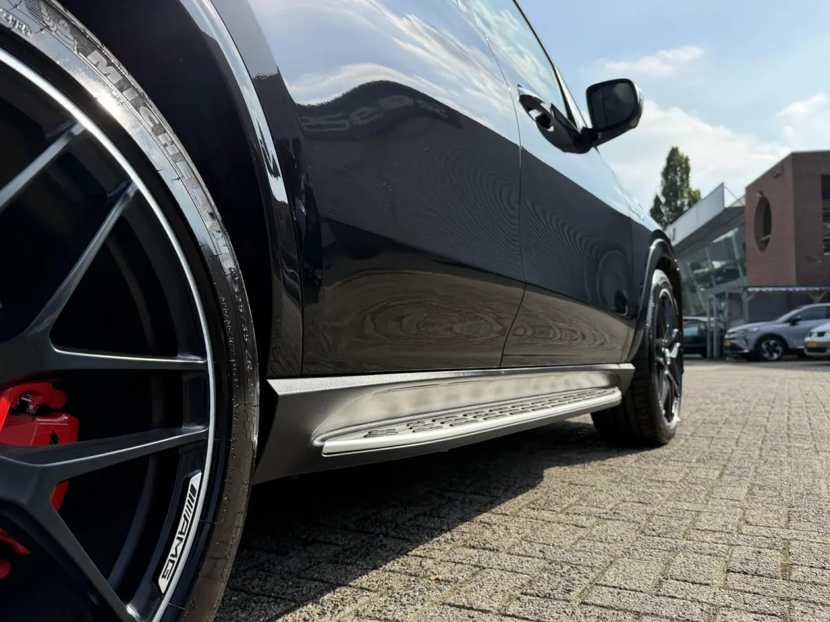 AMG 63 S 4MATIC+ Premium Plus 22''/Panoramadak/Burmester 3D/Leder + memory/Stoelmassage/Stoelkoeling/Head-up/Keyless/360 camera