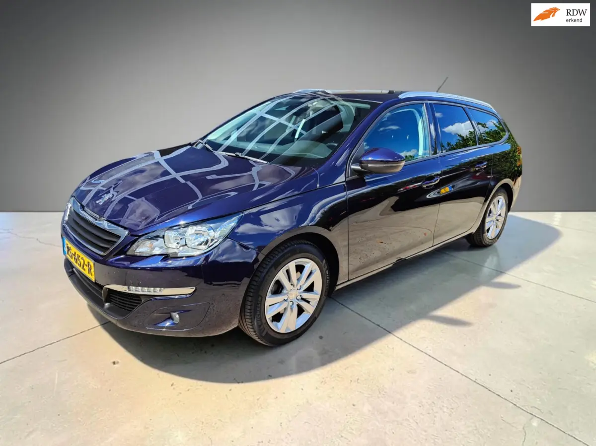 1.2 PureTech Blue Lease Premium Nieuwe Distributie!