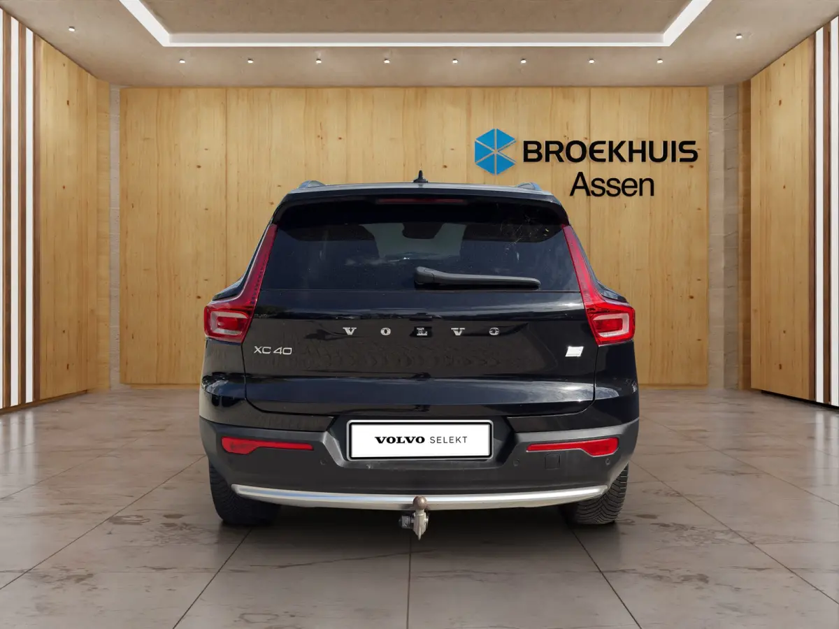 1.5 T4 Plug-in hybrid Core Bright | Camera | Apple / Android Carplay | Lane Assist | DAB |