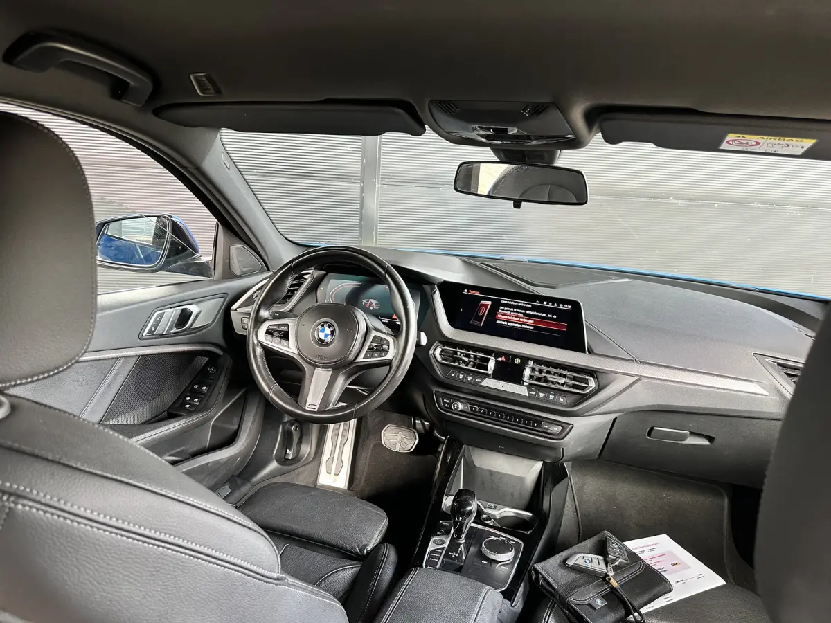 118i LCI | M-SPORT | NL-Auto | LED | AUT | 5-Deurs |