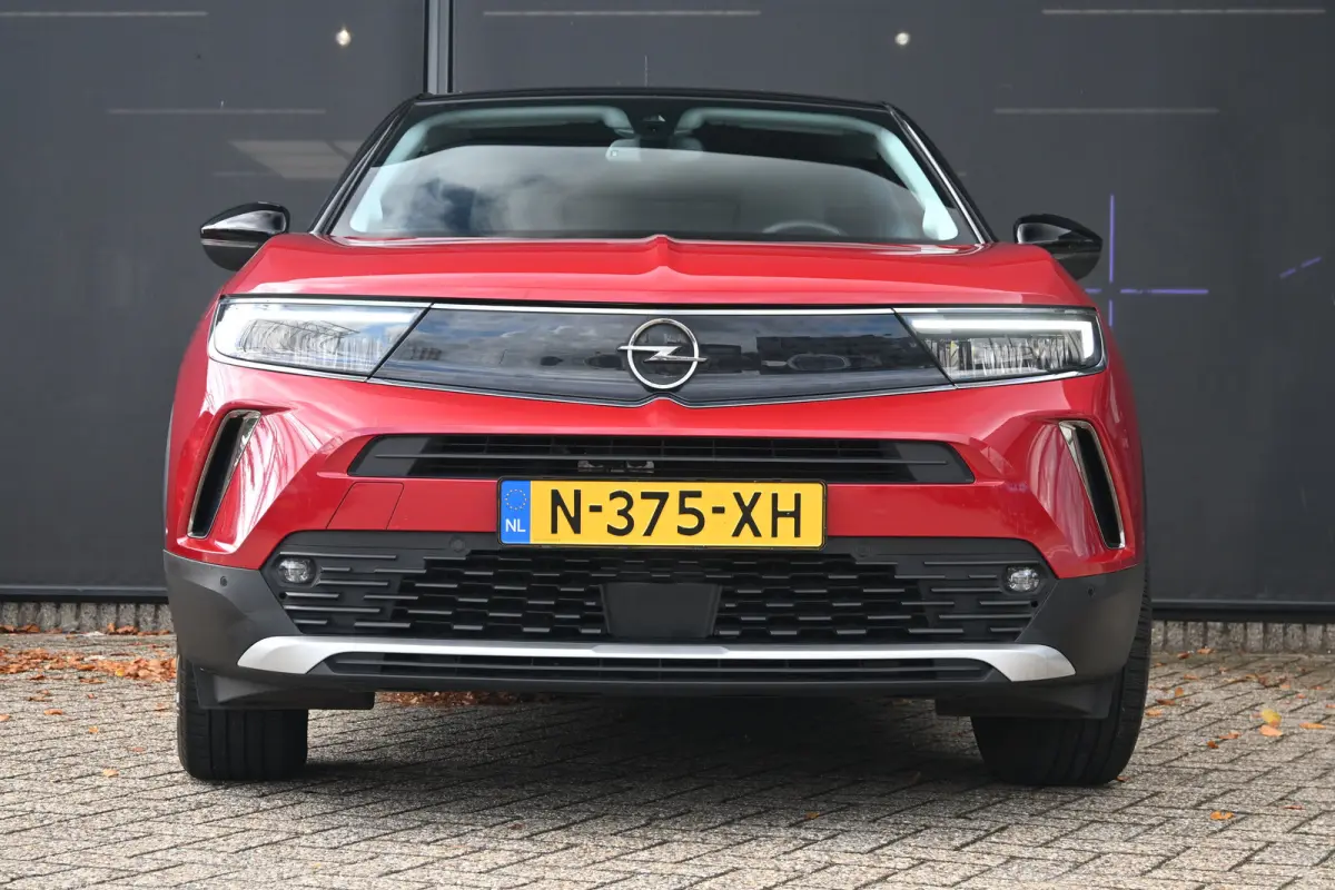 Elegance 50 kWh 3-Fase | Keyless Entry | Stoel/Stuuverwarrming | Dodehoek detectie | Adaptive Cruise Control | Full Led | Navigatie Full | Stoelverwarming | Achteruitrijcamera |