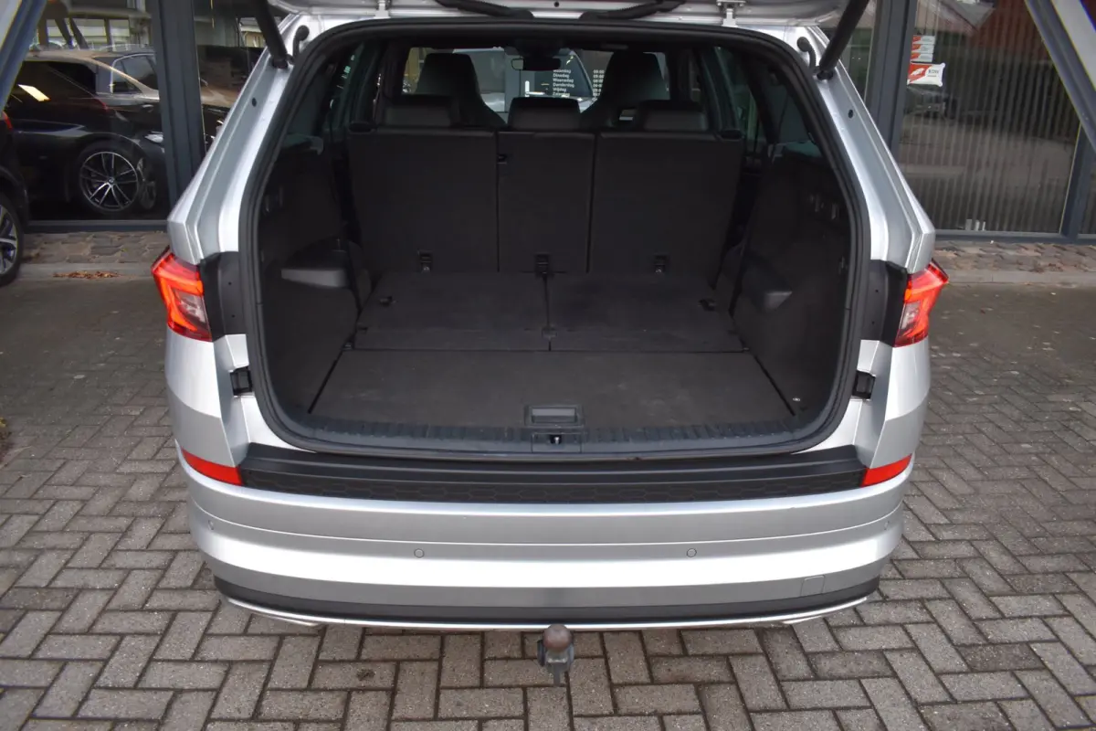 1.5 TSI Sportline Business 7p. | TREKHAAK | CANTON | CAMERA | NAP | DEALER ONDERHOUDEN | KEYLESS | STOELVERWARMING