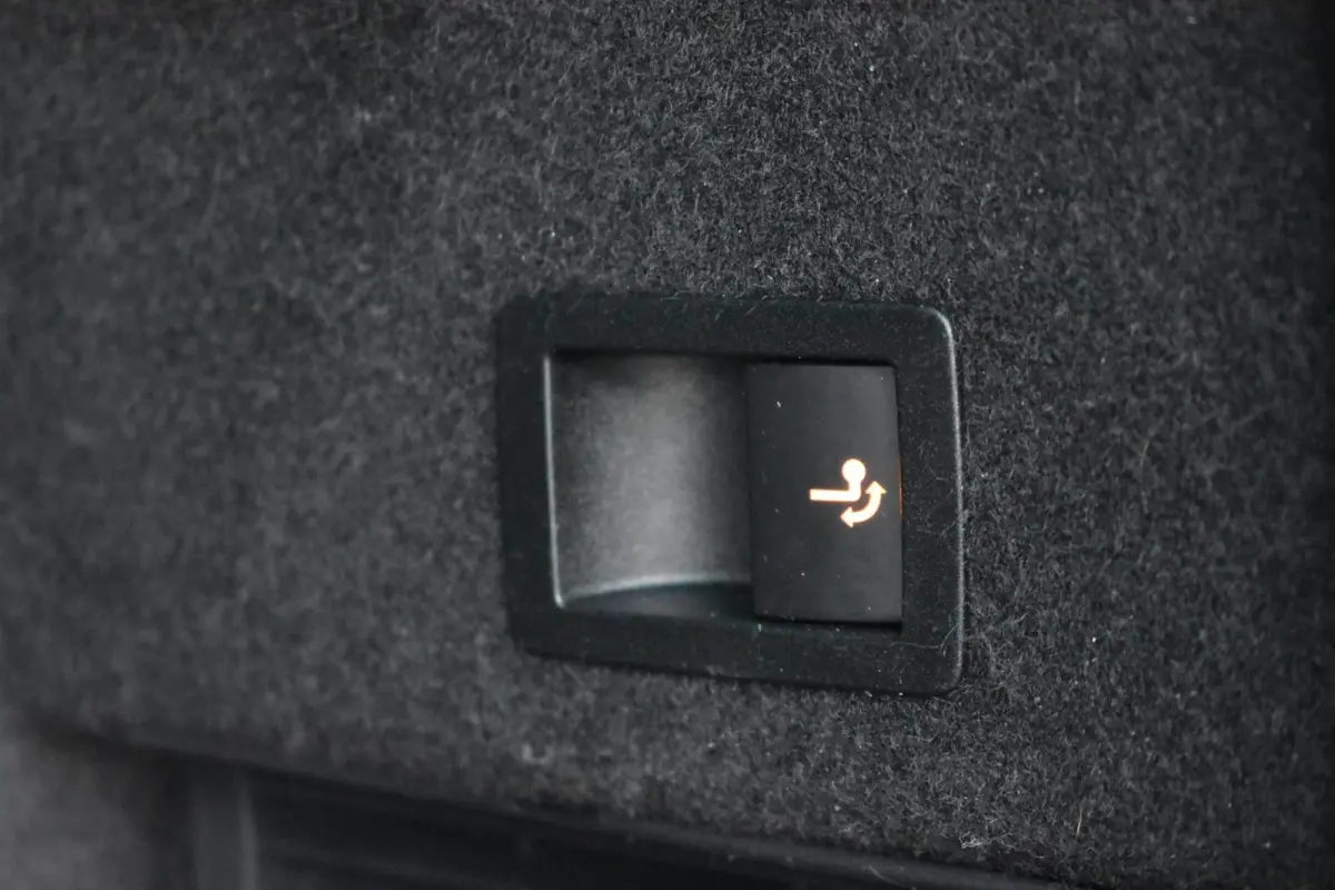 1.5 TSI Sportline Business 7p. | TREKHAAK | CANTON | CAMERA | NAP | DEALER ONDERHOUDEN | KEYLESS | STOELVERWARMING