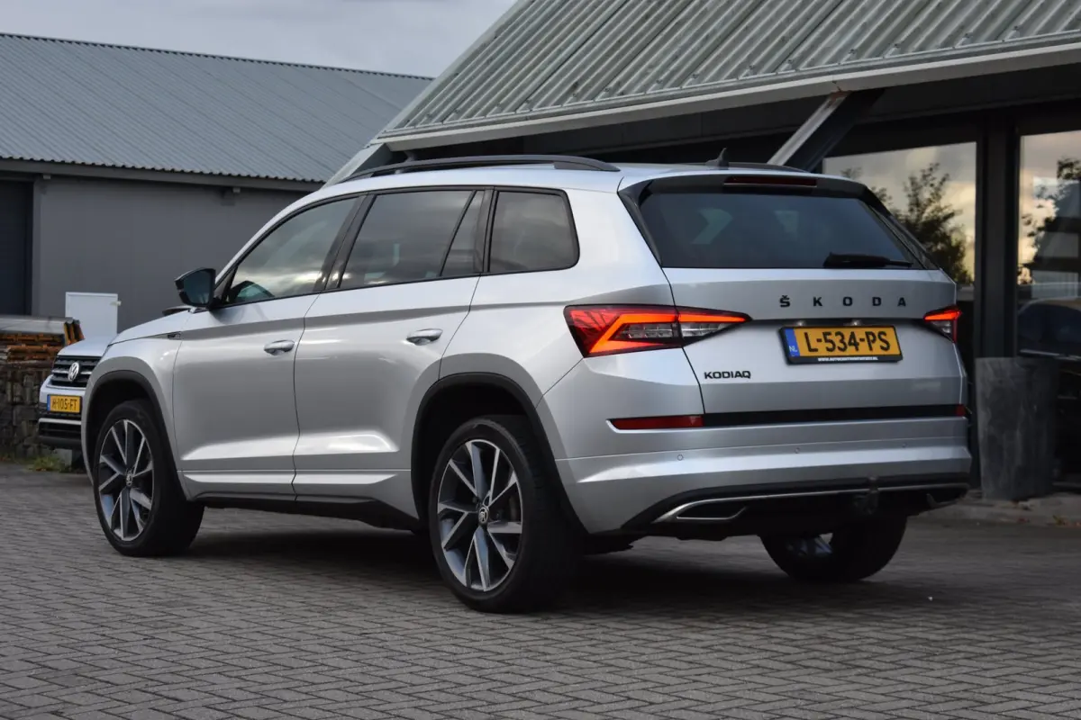 1.5 TSI Sportline Business 7p. | TREKHAAK | CANTON | CAMERA | NAP | DEALER ONDERHOUDEN | KEYLESS | STOELVERWARMING
