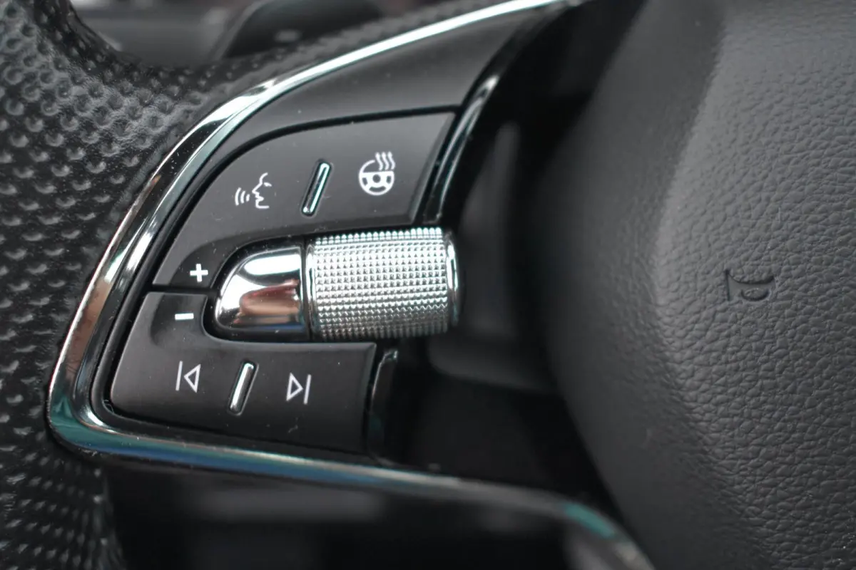 1.5 TSI Sportline Business 7p. | TREKHAAK | CANTON | CAMERA | NAP | DEALER ONDERHOUDEN | KEYLESS | STOELVERWARMING