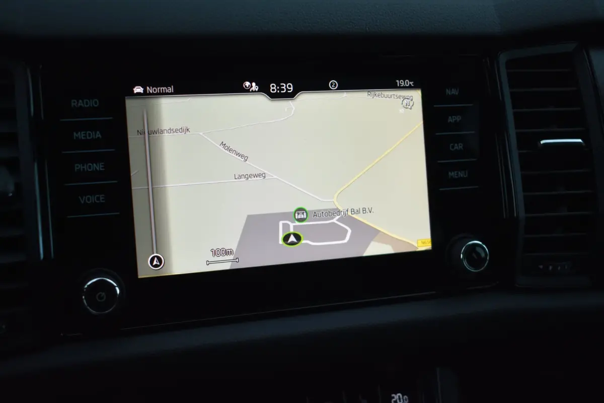 1.5 TSI Sportline Business 7p. | TREKHAAK | CANTON | CAMERA | NAP | DEALER ONDERHOUDEN | KEYLESS | STOELVERWARMING