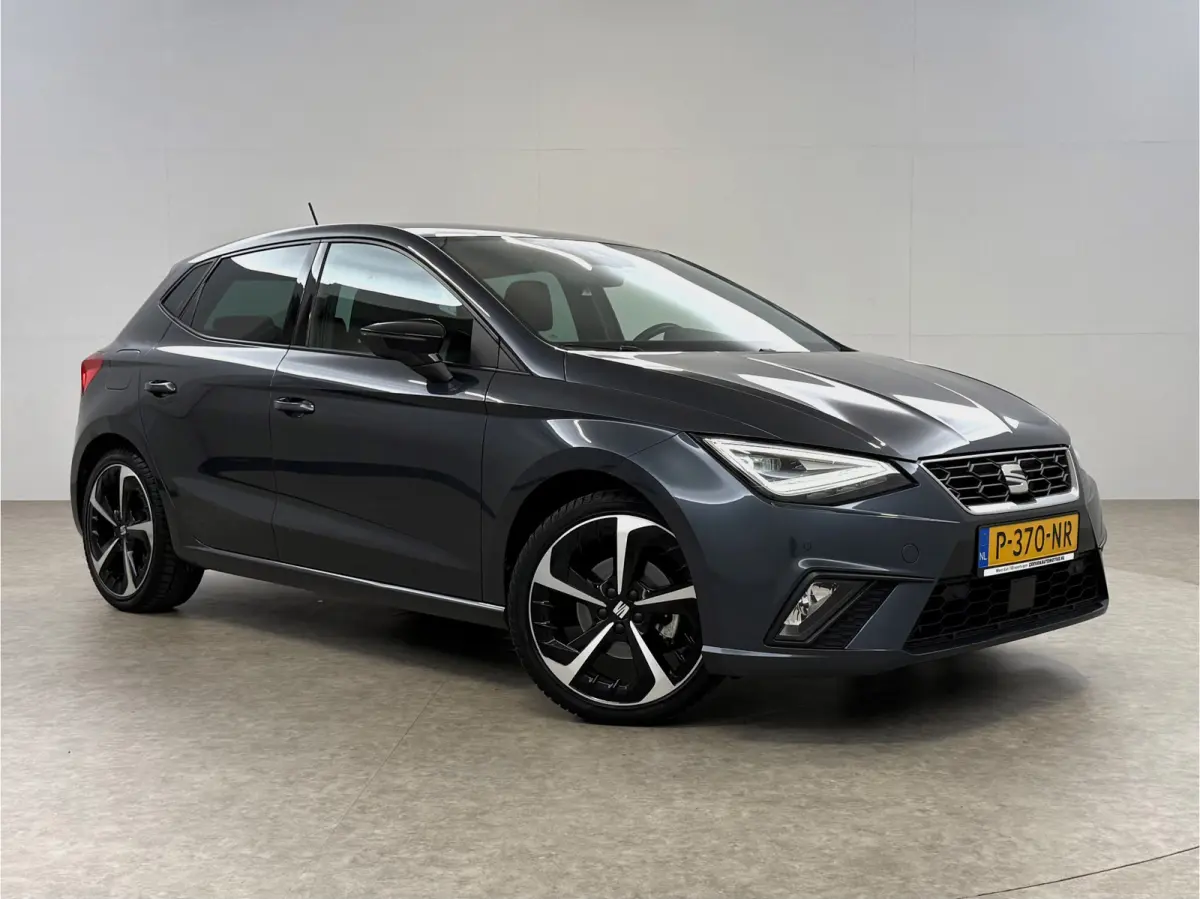1.0 TSI FR | Virtual | Camera | Carplay | Beats Audio | Clima | Cruise | LED | NAP