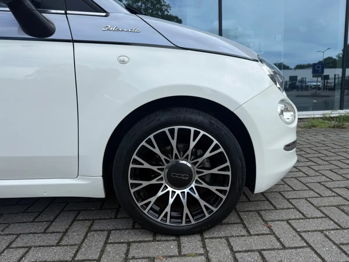 1.0 Hybrid Dolcevita - Navi - Climate - Panodak - Parkeerhhulp - Lage stand