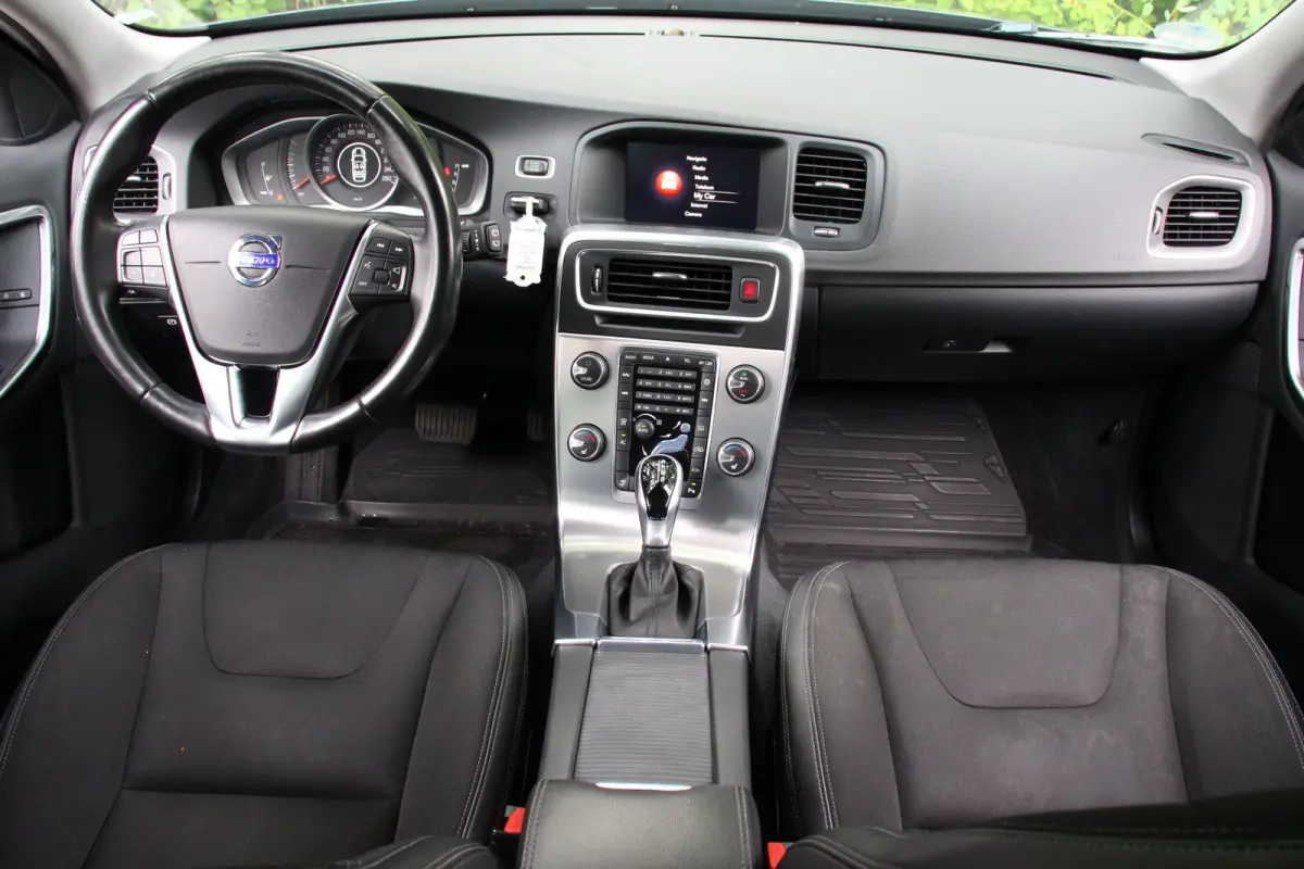 1.5 T3 Polar+ | NL-AUTO! | 1E EIGENAAR! | CRUISE | STOEL + STUURVERWARMING | PARK SENS V+A | ELEKTR. KOFFERBAK | CLIMA | NAVI