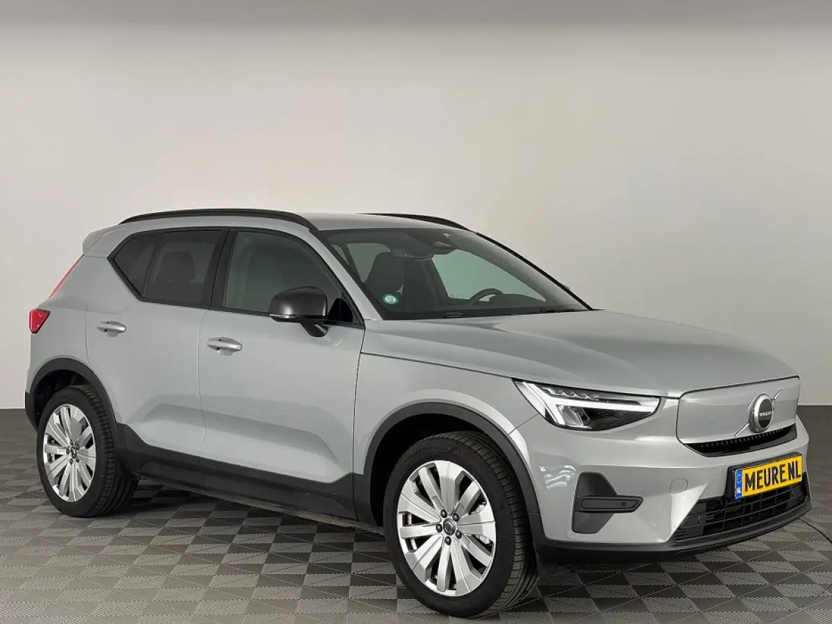 Volvo EX40 2025 Elektrisch Automatisch leasen
