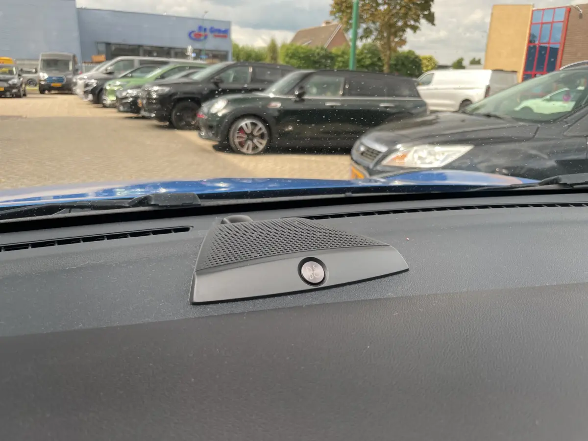 1.0 ST-Line X | B&O Audio | Camera | Apple Carplay | Cruise Control