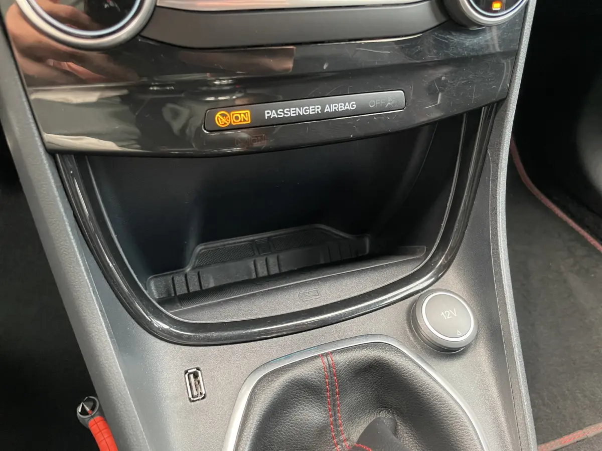 1.0 ST-Line X | B&O Audio | Camera | Apple Carplay | Cruise Control