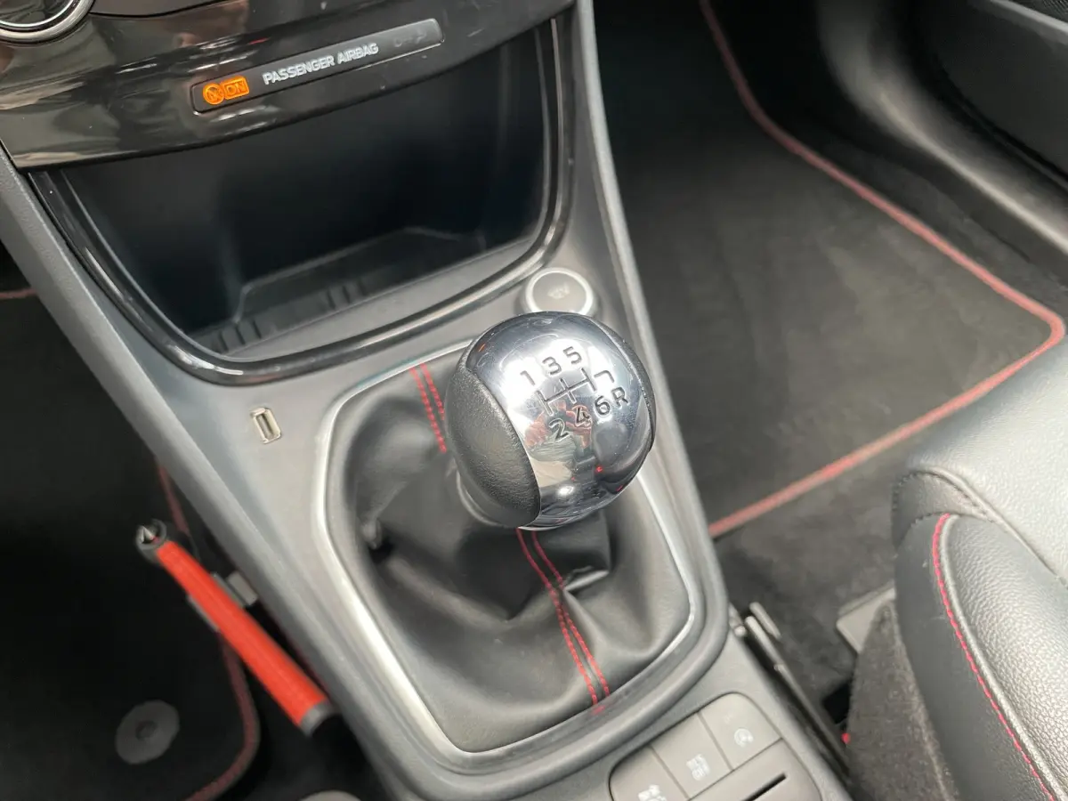 1.0 ST-Line X | B&O Audio | Camera | Apple Carplay | Cruise Control