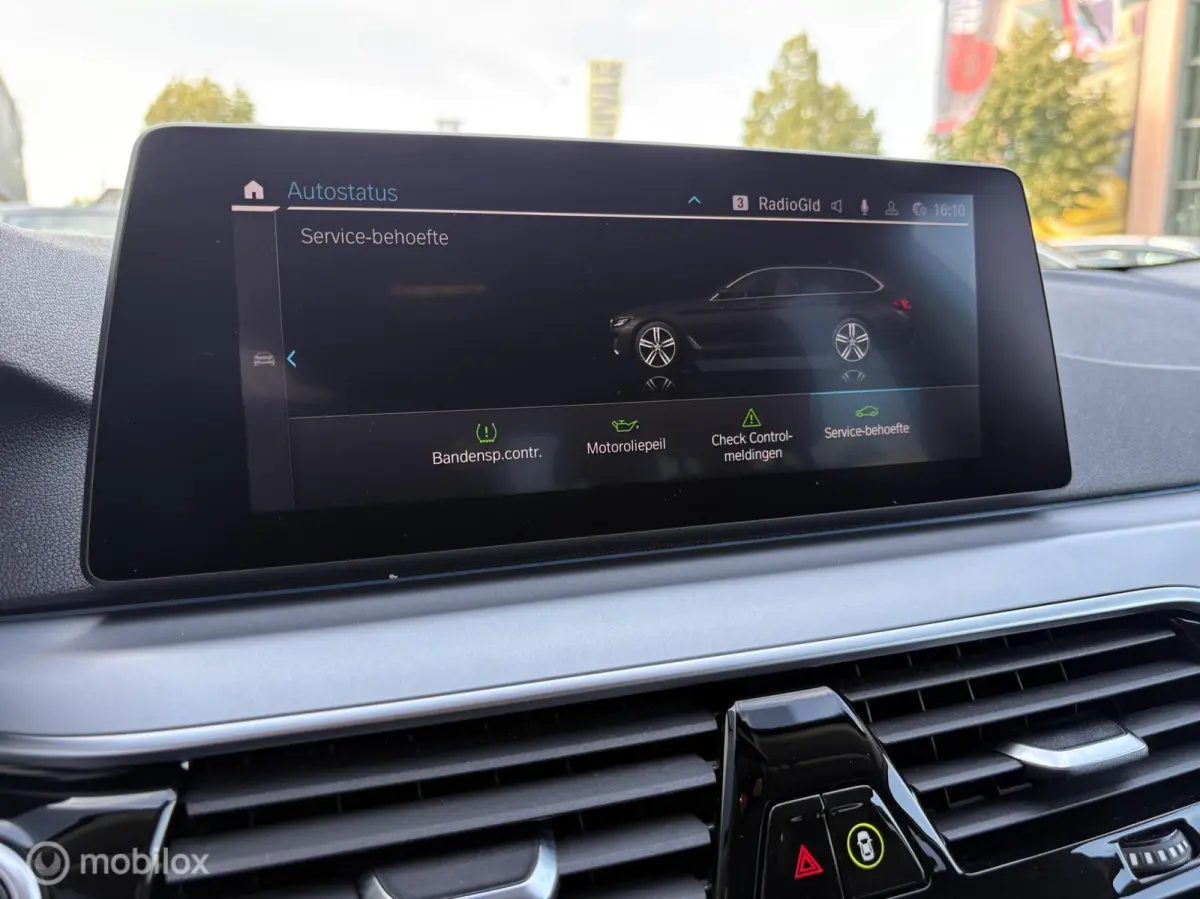 530e High Executive HUD / LED / Trekhaak