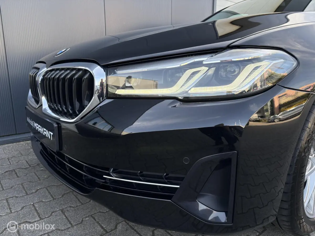 530e High Executive HUD / LED / Trekhaak