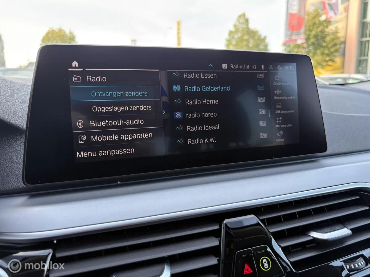 530e High Executive HUD / LED / Trekhaak
