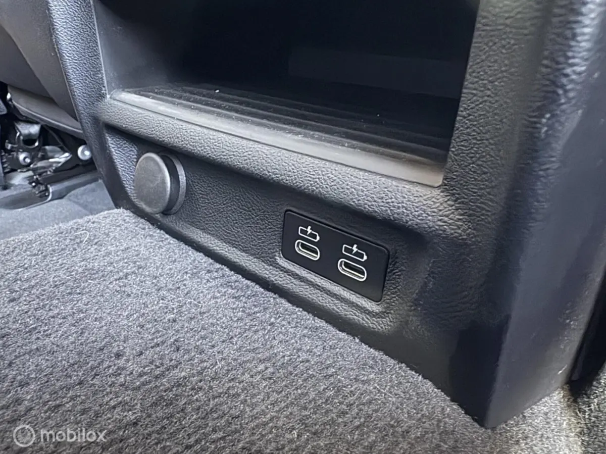 530e High Executive HUD / LED / Trekhaak