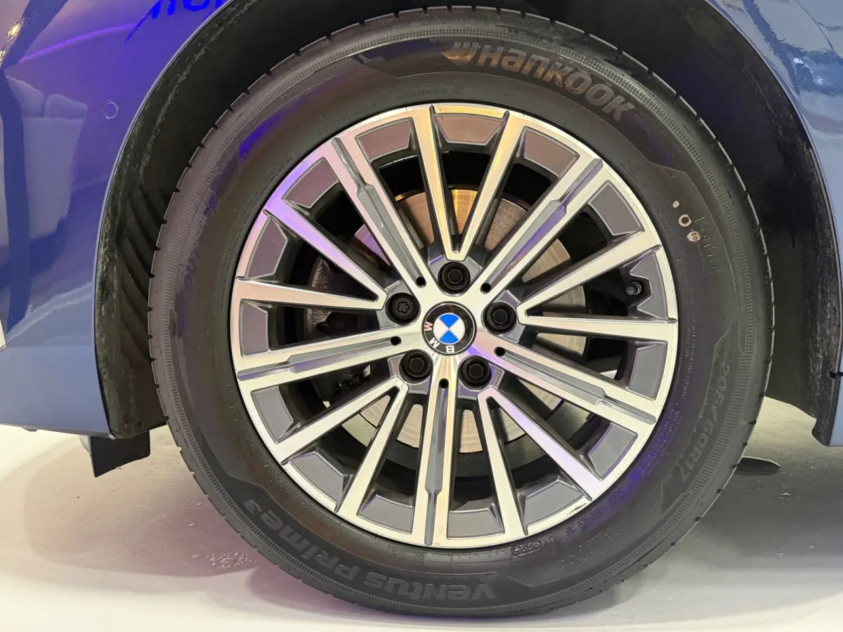 218i AUT 2023 Navi Leder Trekhaak LED Camera Cruise