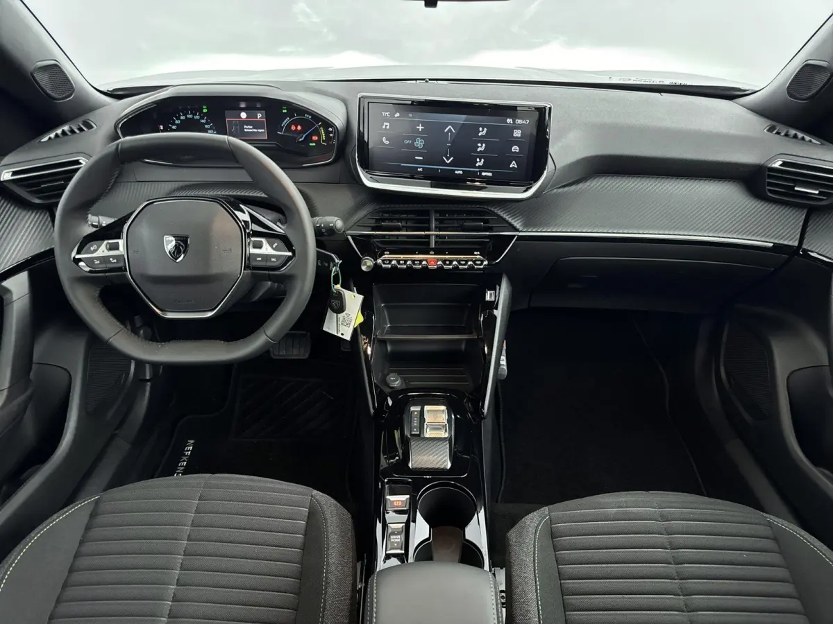 EV Active 50 kWh | ACCU 97% | 1ste eigenaar | Apple CarPlay | Cruise control | LED verlichting | Climate control |
