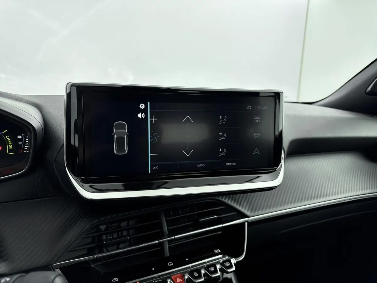EV Active 50 kWh | ACCU 97% | 1ste eigenaar | Apple CarPlay | Cruise control | LED verlichting | Climate control |