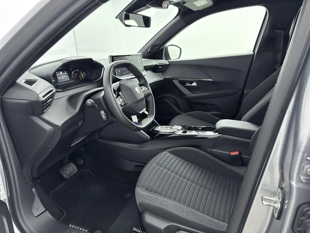 EV Active 50 kWh | ACCU 97% | 1ste eigenaar | Apple CarPlay | Cruise control | LED verlichting | Climate control |