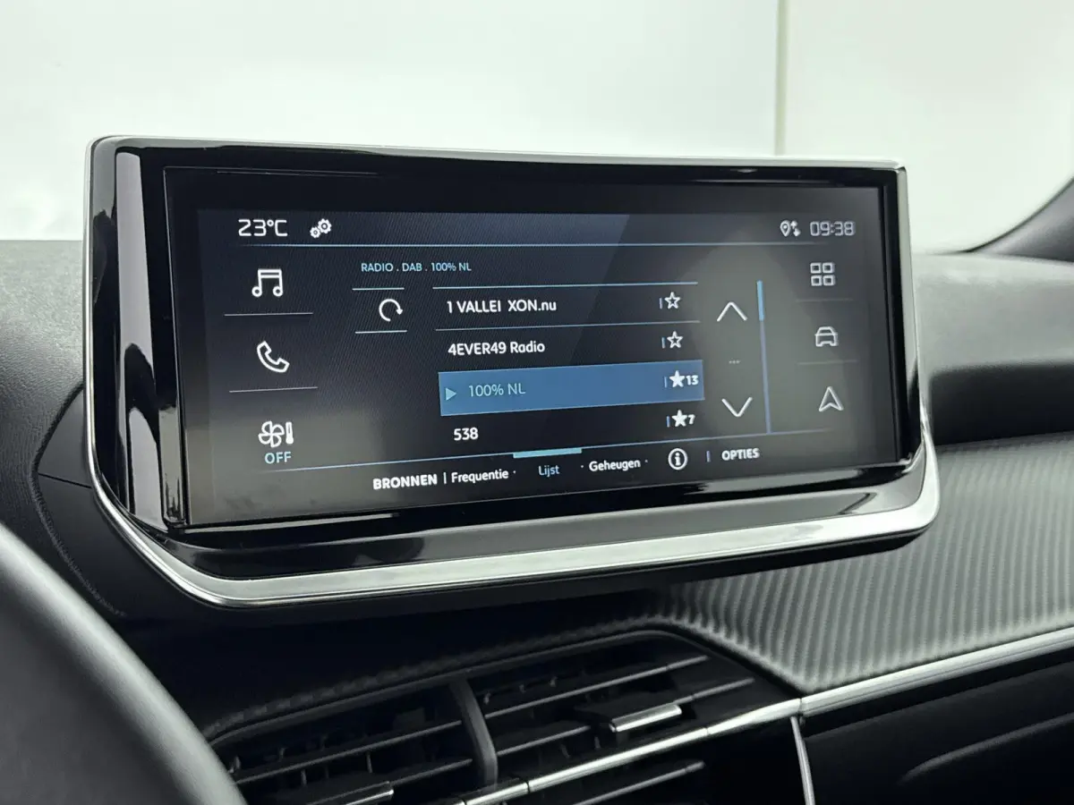 EV Active 50 kWh | ACCU 97% | 1ste eigenaar | Apple CarPlay | Cruise control | LED verlichting | Climate control |
