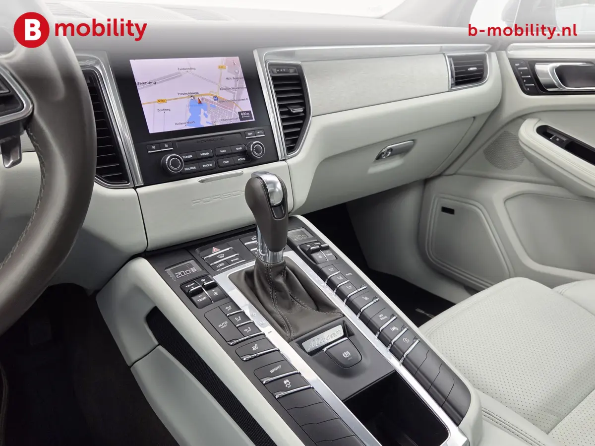 3.0 S Trekhaak 2400kg Panoramadak Surround View Lane Assist | Adaptive Cruise Control | Bose Sound | Stoelverwarming