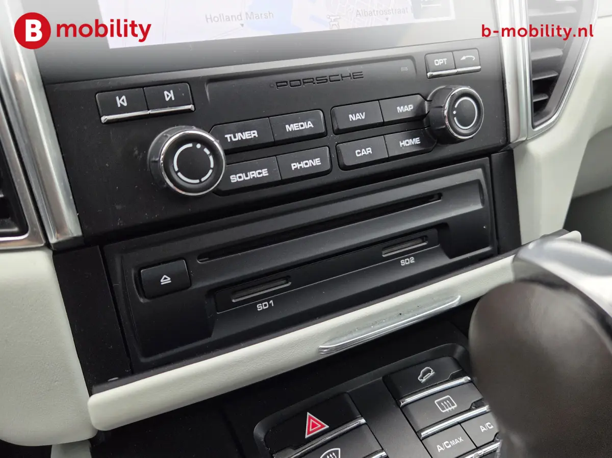 3.0 S Trekhaak 2400kg Panoramadak Surround View Lane Assist | Adaptive Cruise Control | Bose Sound | Stoelverwarming