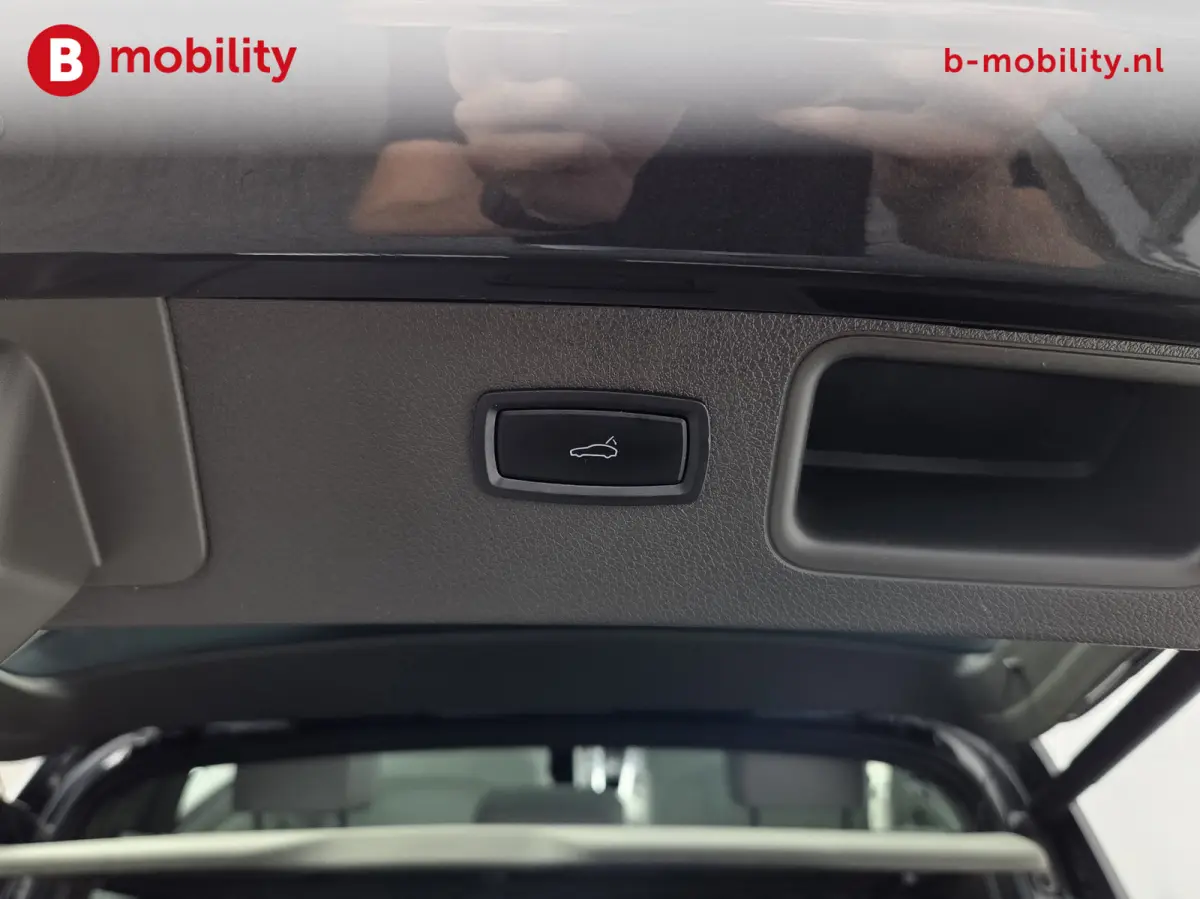 3.0 S Trekhaak 2400kg Panoramadak Surround View Lane Assist | Adaptive Cruise Control | Bose Sound | Stoelverwarming
