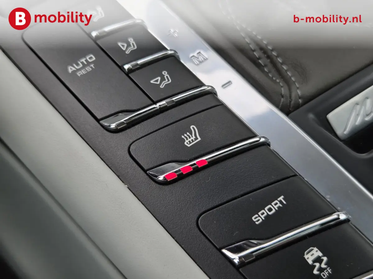 3.0 S Trekhaak 2400kg Panoramadak Surround View Lane Assist | Adaptive Cruise Control | Bose Sound | Stoelverwarming