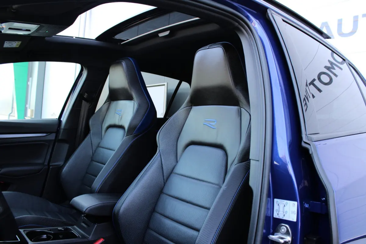 2.0 TSI R 4M R20 PERFORMANCE | 20 JAHRE | AKRAPOVIC | LEDER | PANO | H&K | CAMERA | ACC | LED IQ | 19"ESTORIL | 1E