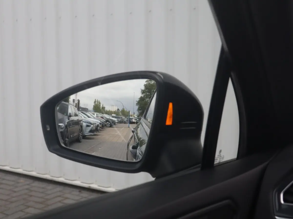 1.4 TSI eHybrid 245pk DSG R-Line Business+ | Soh 90% | Winter Pakket | Trailer Pakket