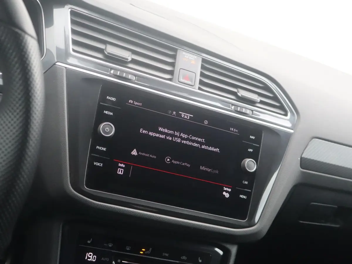 1.4 TSI eHybrid 245pk DSG R-Line Business+ | Soh 90% | Winter Pakket | Trailer Pakket