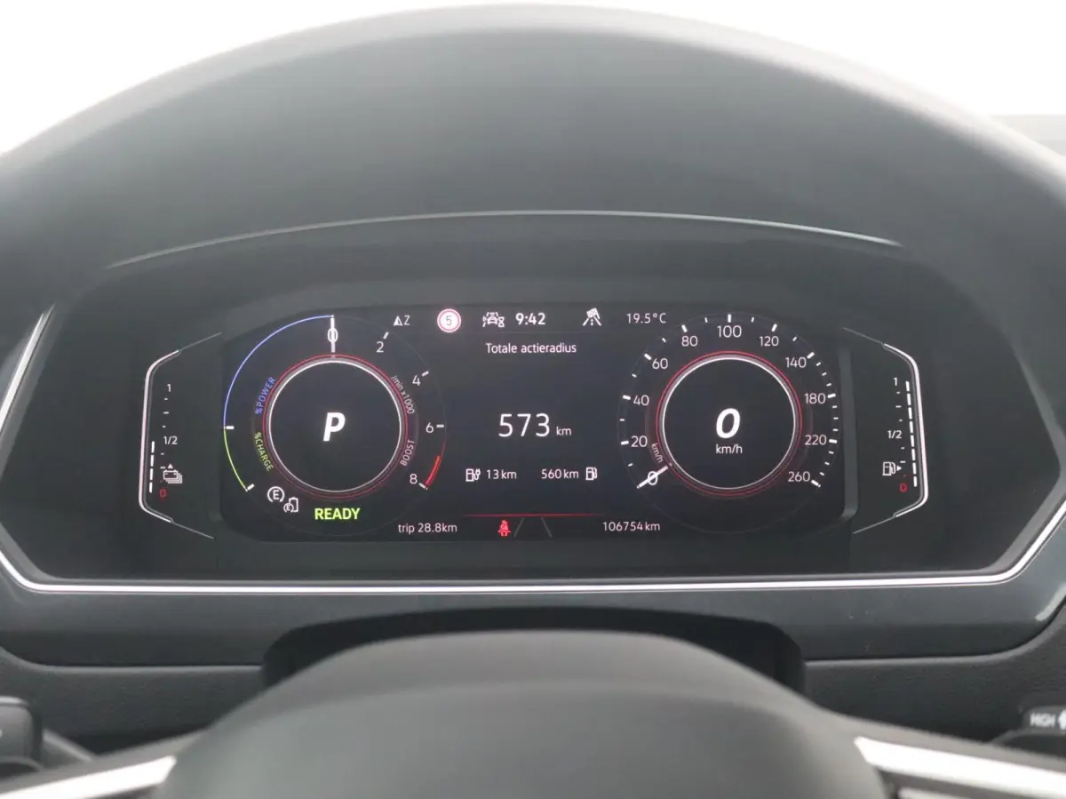 1.4 TSI eHybrid 245pk DSG R-Line Business+ | Soh 90% | Winter Pakket | Trailer Pakket