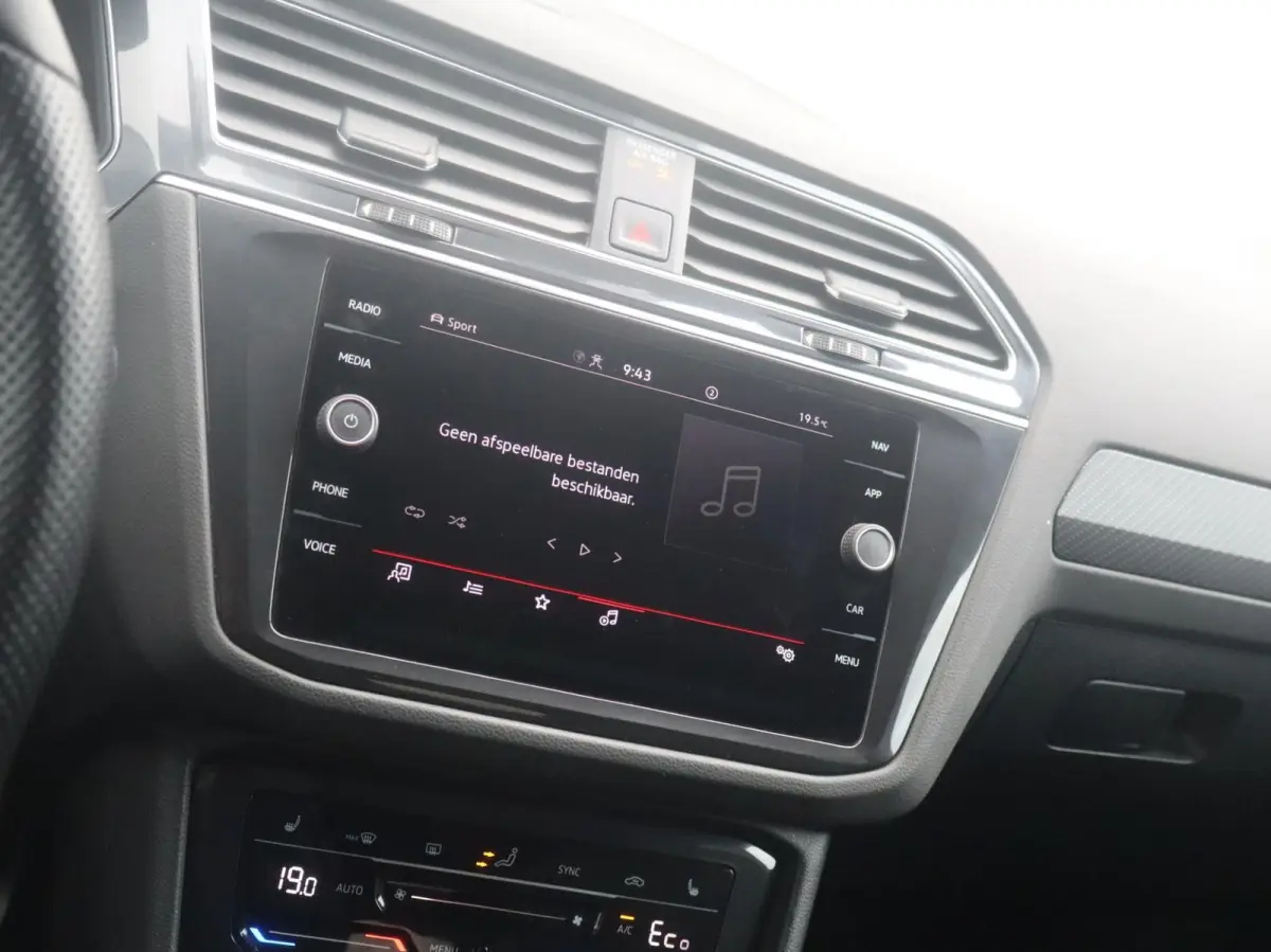 1.4 TSI eHybrid 245pk DSG R-Line Business+ | Soh 90% | Winter Pakket | Trailer Pakket