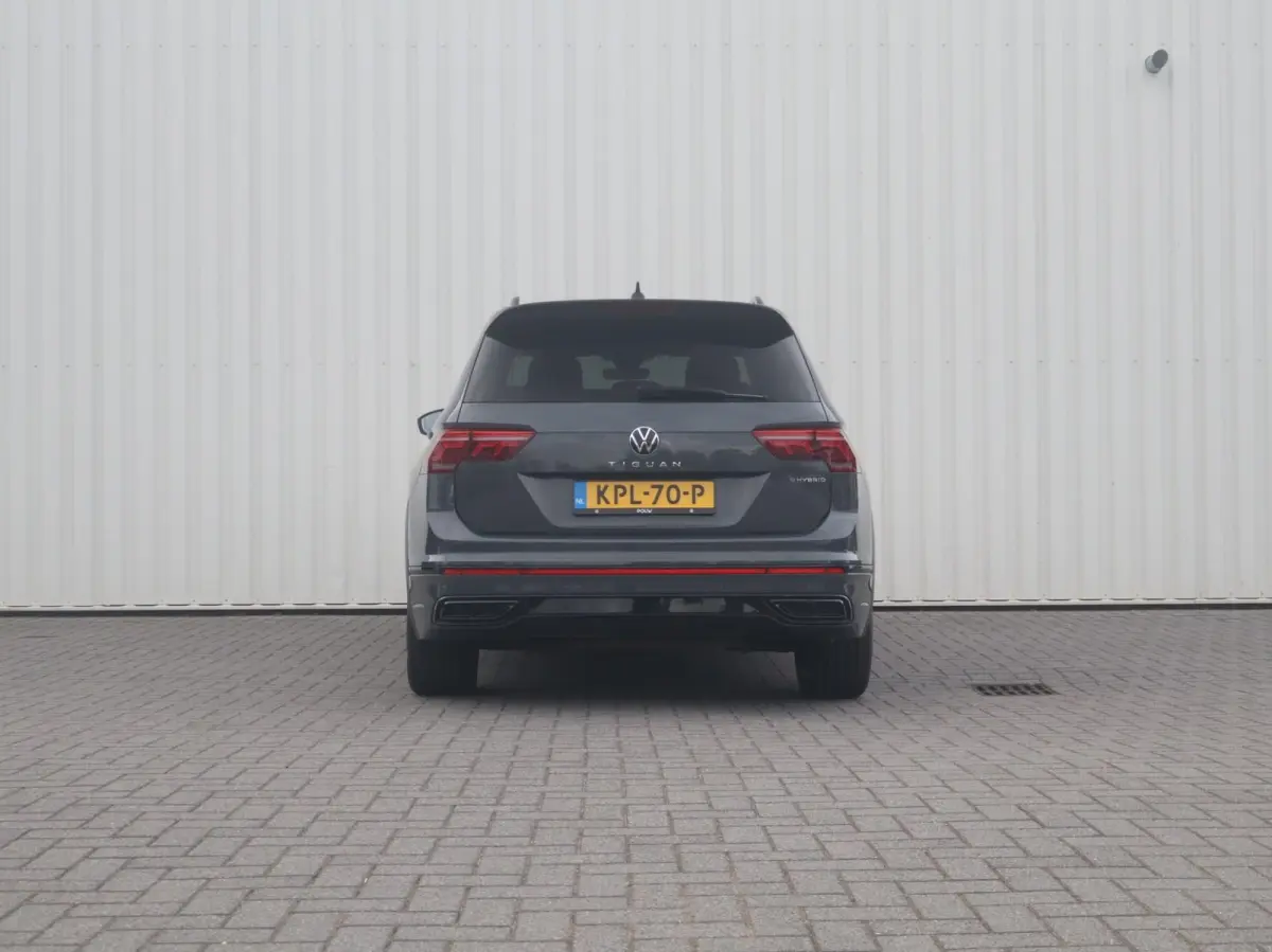 1.4 TSI eHybrid 245pk DSG R-Line Business+ | Soh 90% | Winter Pakket | Trailer Pakket