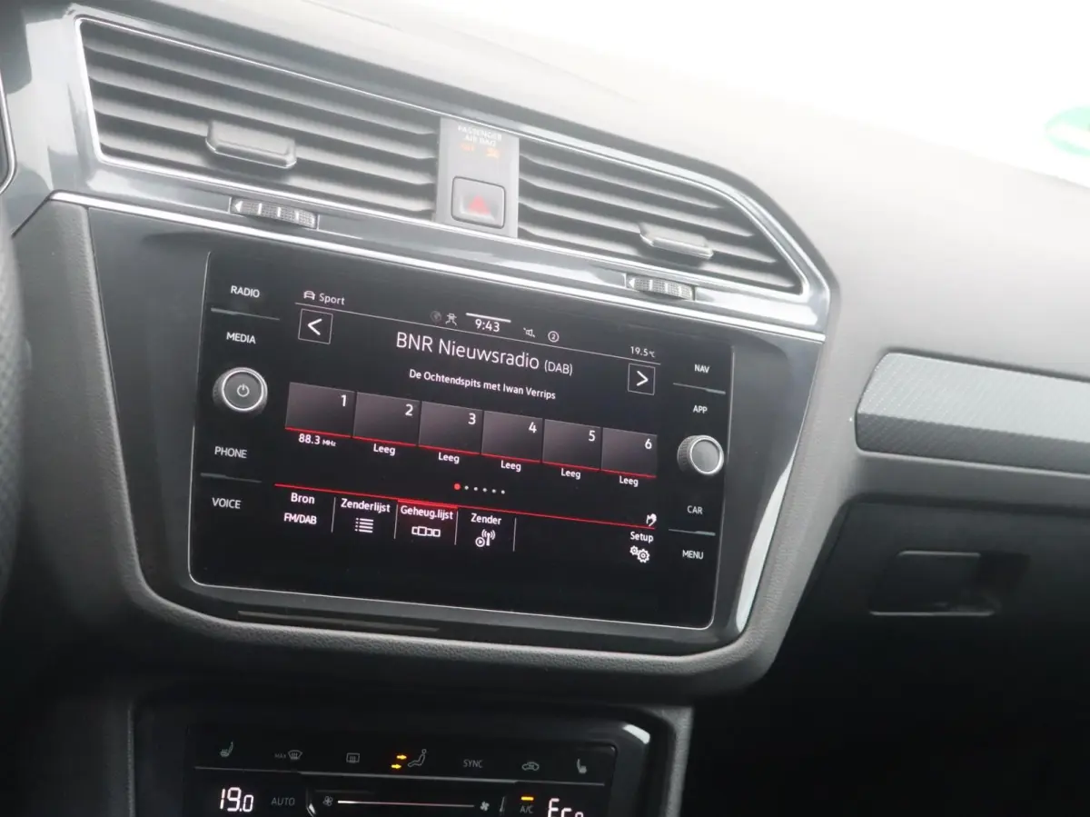 1.4 TSI eHybrid 245pk DSG R-Line Business+ | Soh 90% | Winter Pakket | Trailer Pakket